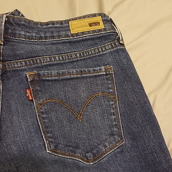 Demi Curve Levi's Straight Jeans - Picture 8 of 8
